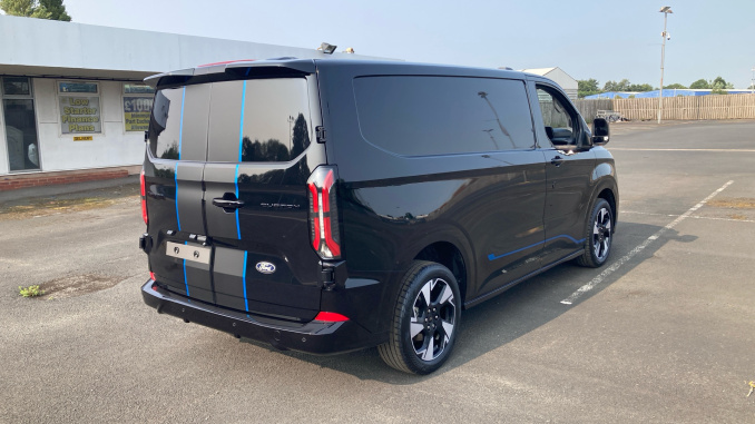 Ford Transit Custom 320 L1 Diesel Fwd 2.0 EcoBlue 170ps H1 Van Sport Auto - Image 10